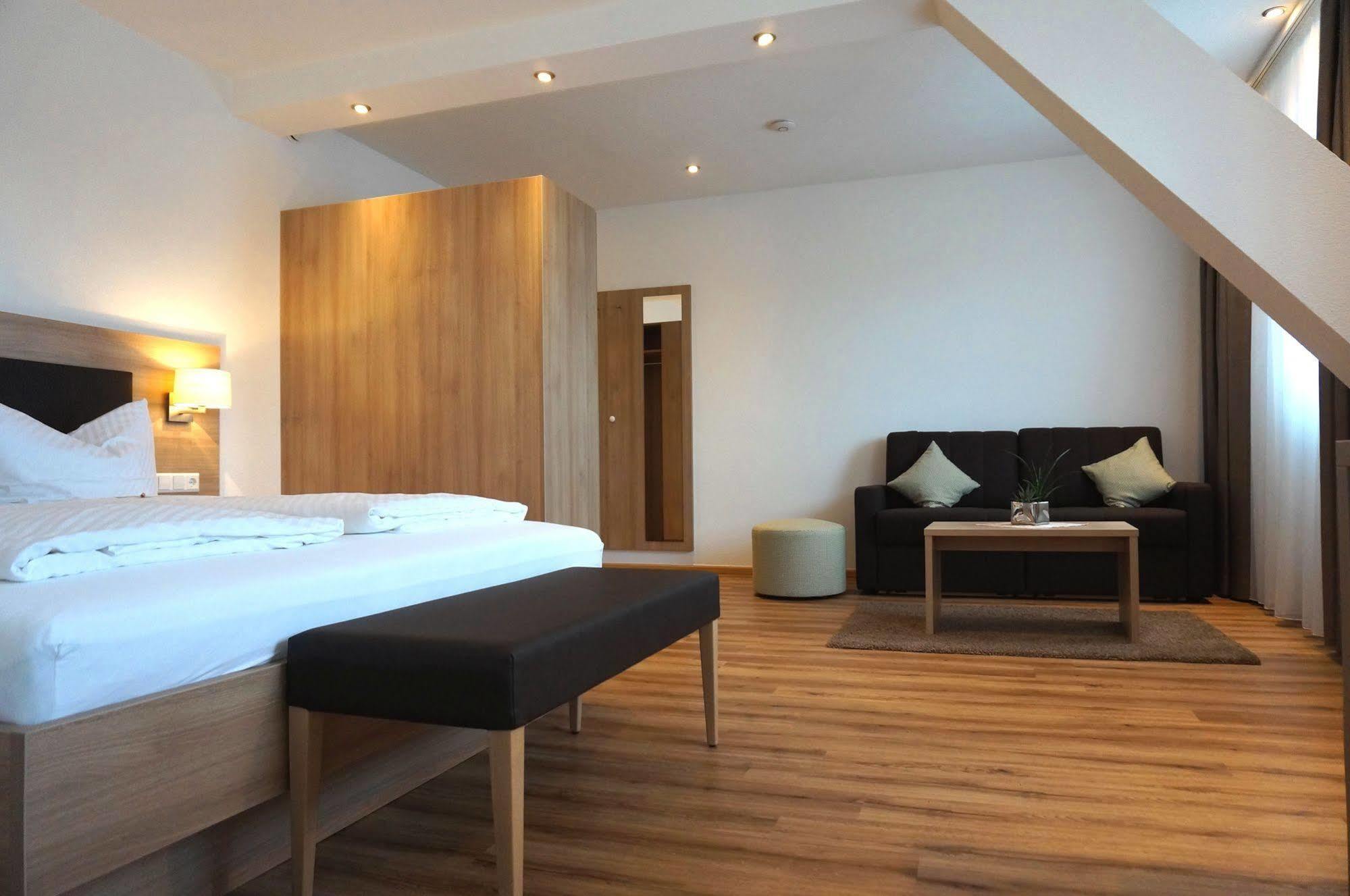 Flair Hotel Gruener Baum Donaueschingen Ngoại thất bức ảnh